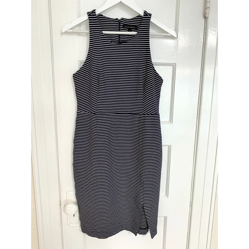 Banana Republic Sleeveless Ponte Sheath Dress Navy White Stripe Career Size 6